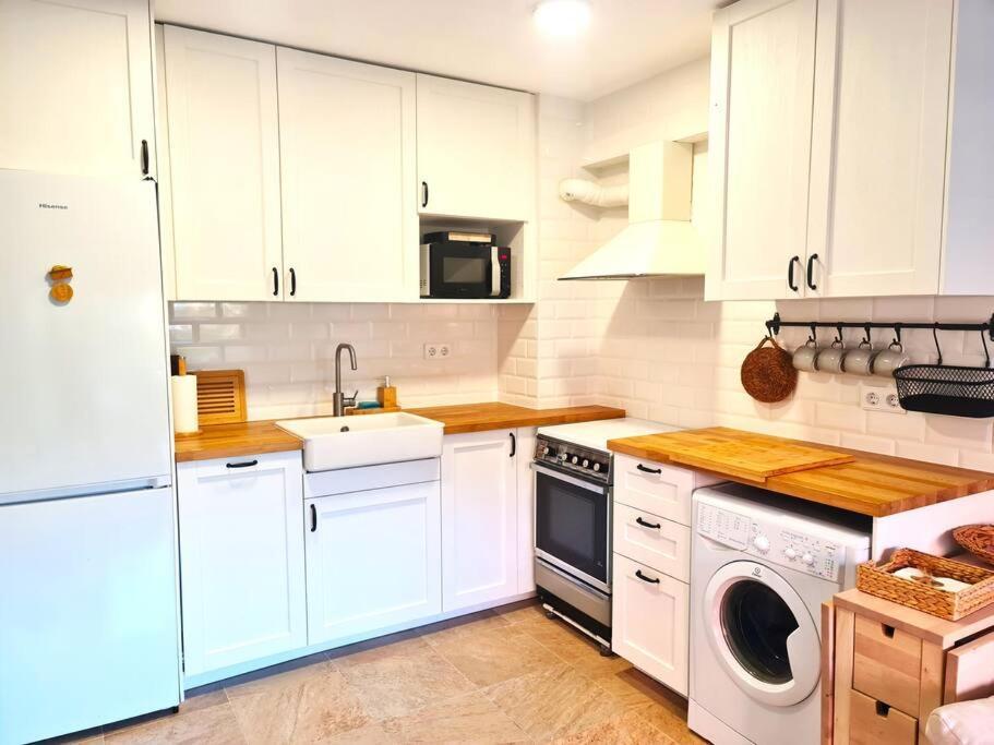 Bonito Apartamento Con Vistas Al Mar 플라야 포블라 데 파르날스 외부 사진