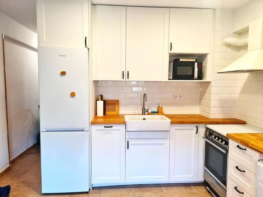 Bonito Apartamento Con Vistas Al Mar 플라야 포블라 데 파르날스 외부 사진